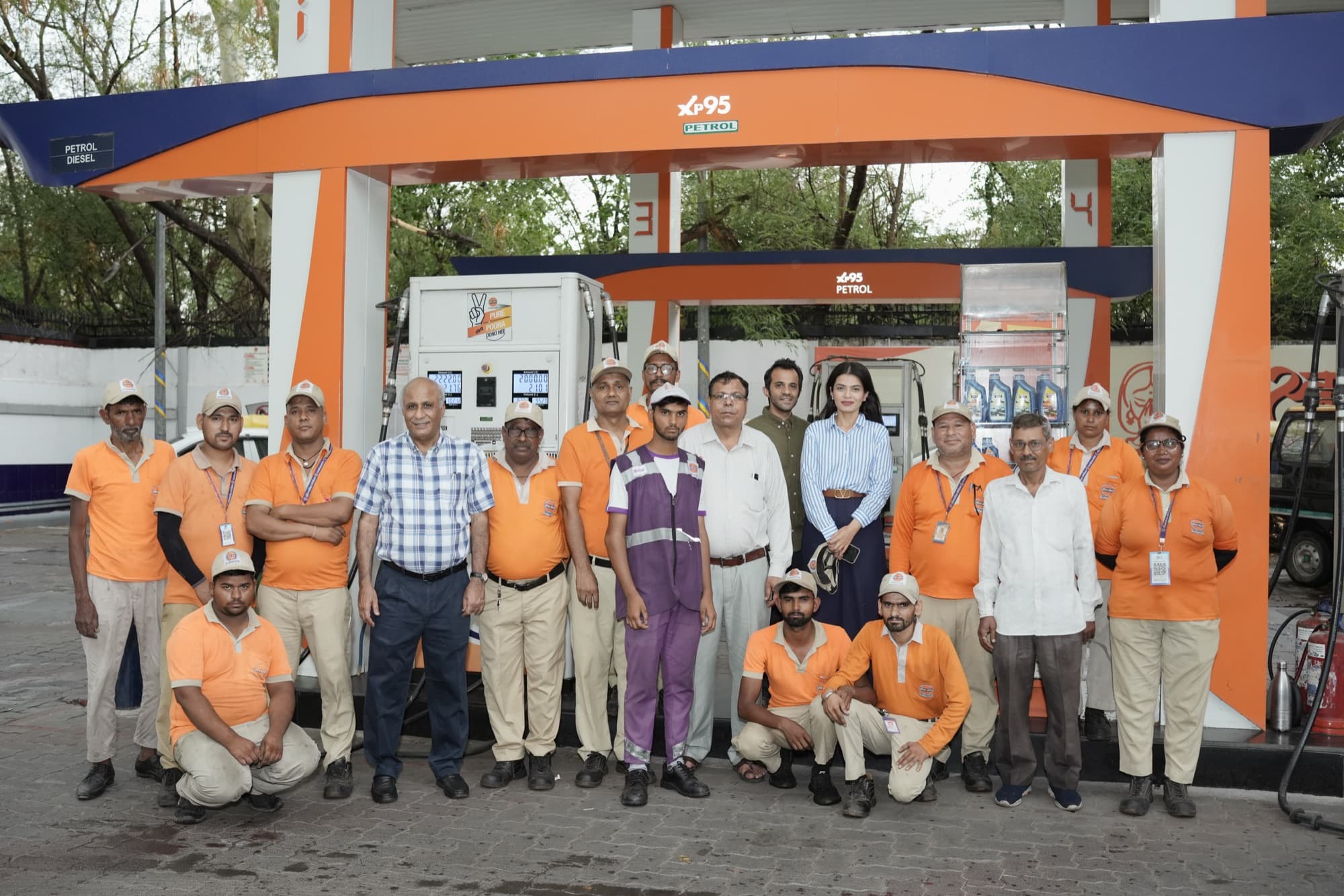The full forecourt team at a SURA Group fuel and LPG outlet